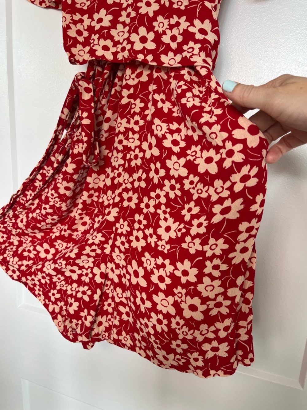 Madewell Floral Wrap Romper Red Cream Daisy Print Womens 6 Cottagecore - Picture 5 of 10